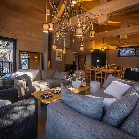 Du Bois Melay - Piscine - Proche Pistes - 15 Personnes 木屋